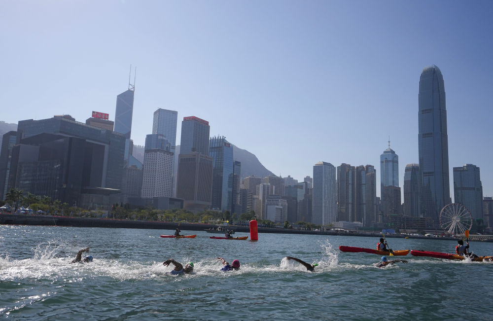 全运会｜维港之滨见证全运会“铁三”新标杆——专访中国铁人三项运动协会秘书长秦建秋(图1)