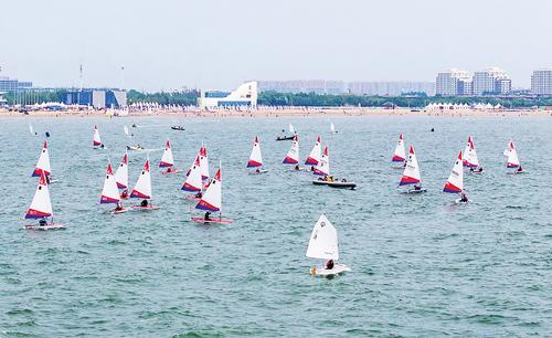 如何实现“办好一场赛带火一座城”(图1)