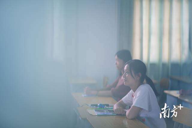 成为一束光全盲女孩的“铁人”之路(图2)