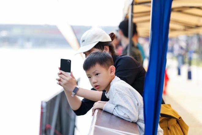 从德国到阿联酋！全球赛艇强队来深圳南山了(图13)