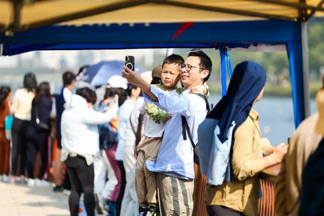 从德国到阿联酋！全球赛艇强队来深圳南山了(图12)