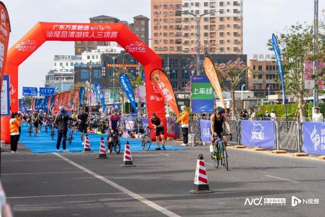 国内外“铁人”齐聚汕尾品清湖！畅享冬日的“速度与激情”(图1)
