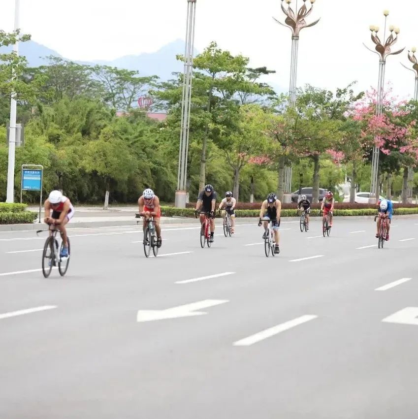 游泳安全技巧助你轻松应对铁人三项(图1)