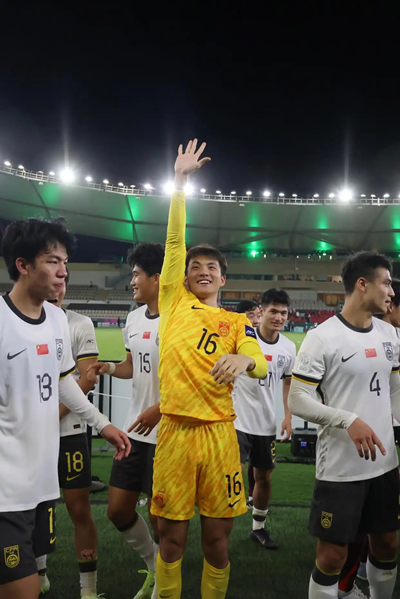 惊喜延续！中国队首次挺进U23男足亚洲杯决赛(图2)