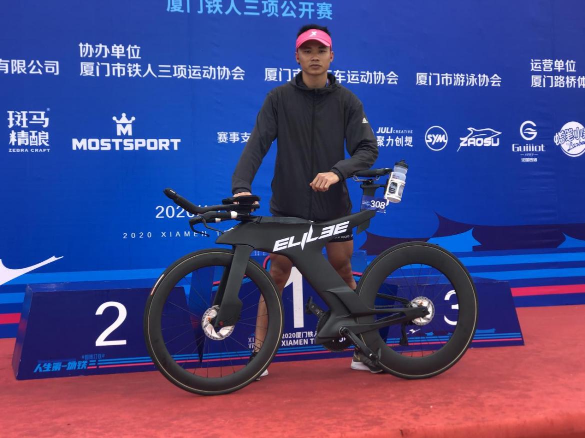 “体育+冰雪+赛事” 甘肃冰雪运动绽放新光彩(图1)