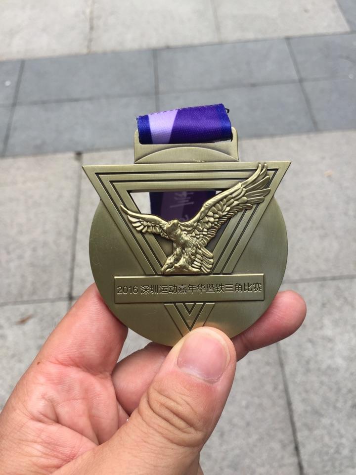 冬奥会丨挪威队包揽米兰冬奥会北欧两项三枚金牌(图1)