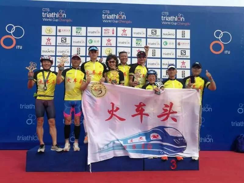 谁懂啊！国乒最大黑马诞生19岁温瑞博杀疯了逆转樊振东、力克雨果一月横扫乒坛顶尖高手(图1)