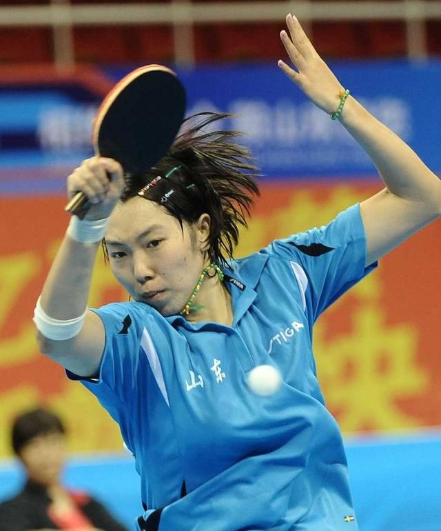 李晓霞深夜在网上留言留言！传闻与丁宁、孔令辉相关(图2)