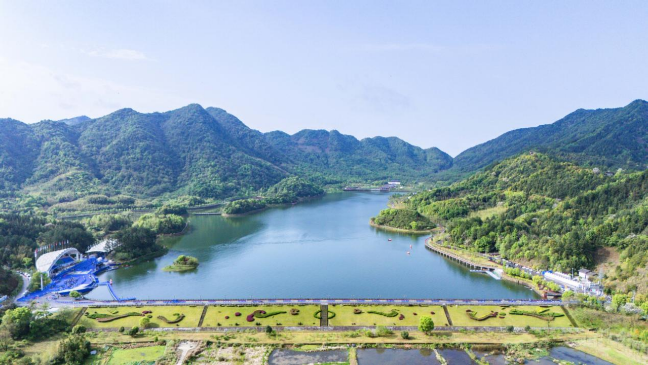 德兴再次见证荣耀！2026铁人三项亚洲杯暨中国铁人三项联赛 圆满落幕(图1)