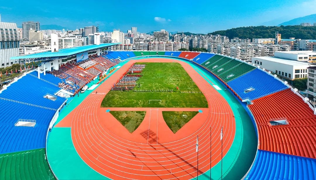 4-3！0-0！拜仁逆转击败皇马阿森纳进四强利雅得胜利险胜(图1)