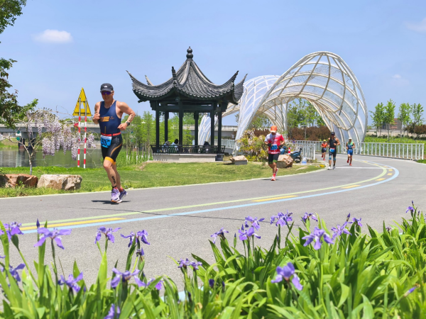 2026江苏盐城大纵湖生态铁人三项赛成功举行(图2)